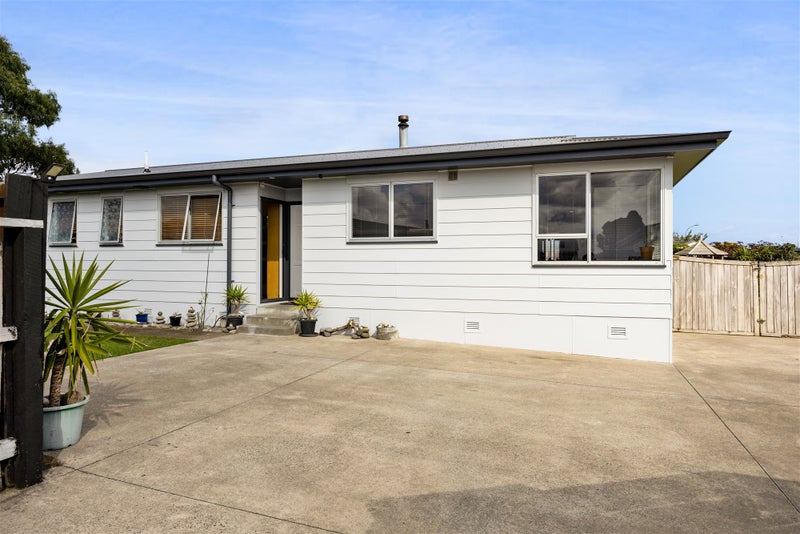 37A Sunnyvale Street, Bell Block, New Plymouth - Carousel 1