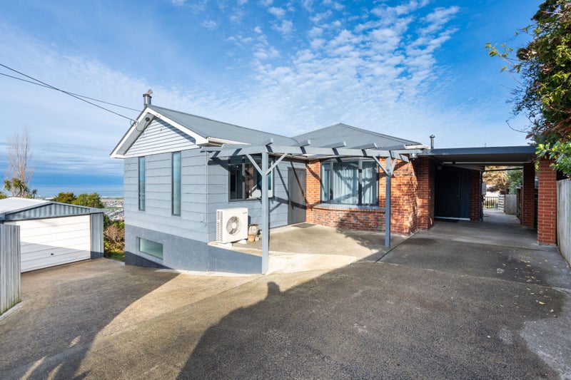 121 Oakwood Avenue, Balaclava, Dunedin - Carousel 1