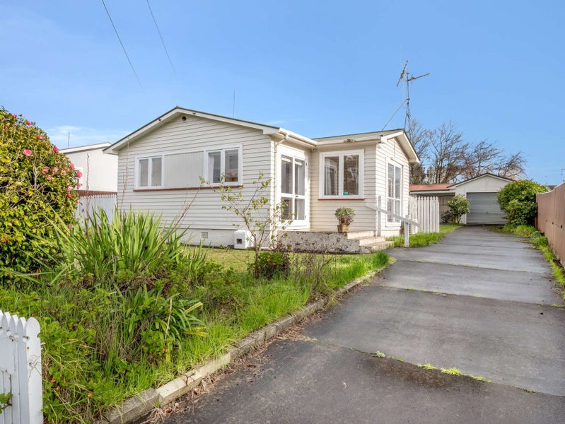 10 Burns Street, Tawhero, Whanganui - Carousel 2