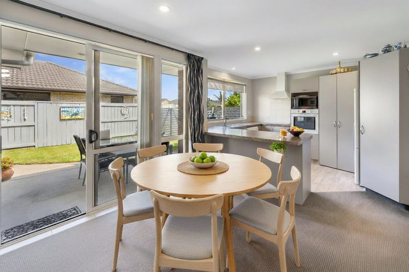 129 Longview Drive, Papamoa Beach, Papamoa - Carousel 1