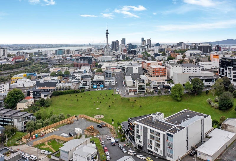 311/15 Rendall Place, Eden Terrace, Auckland - Carousel 19