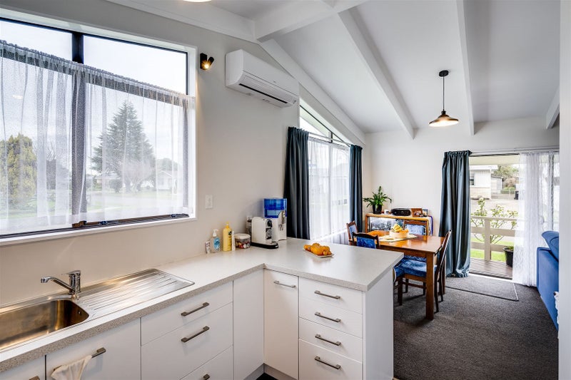 48 James Foley Avenue, Pirimai, Napier - Carousel 2