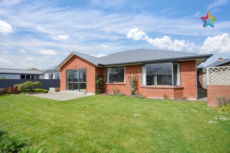 255 George Street, Waverley, Invercargill - Carousel 1