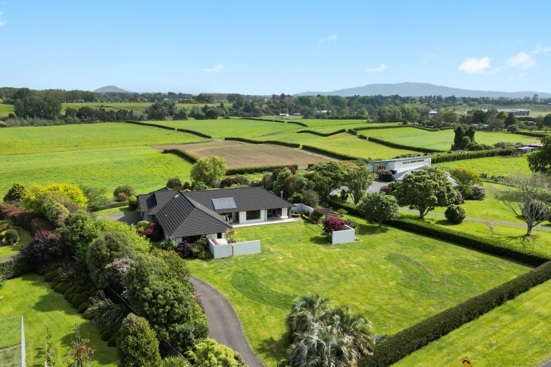 366A Pencarrow Road, Tamahere, Hamilton - Carousel 1