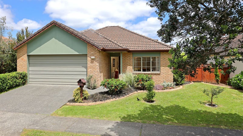42 Espalier Drive, Henderson, Auckland - Carousel 2
