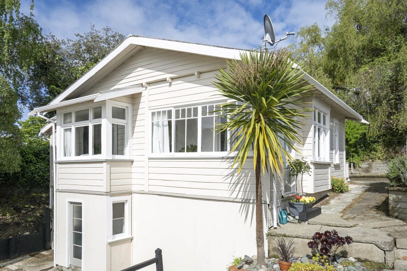 1 Examiner Street, Nelson, Nelson - Carousel 1