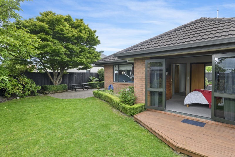 2/3 Westmont Street, Ilam, Christchurch - Carousel 13