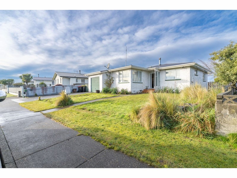 96 Waiau Crescent, Kingswell, Invercargill - Carousel 1