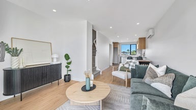 14 Kanapa Road, Northcross, Auckland - Carousel 1