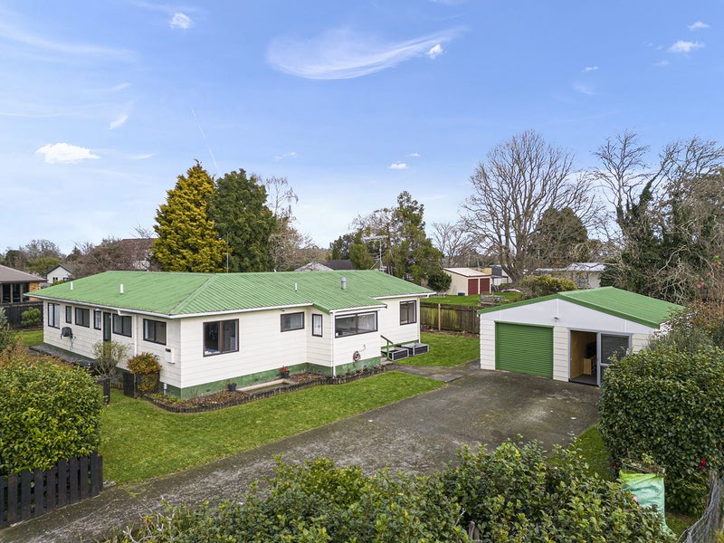 10 Sewell Place, Leamington, Cambridge - Carousel 1