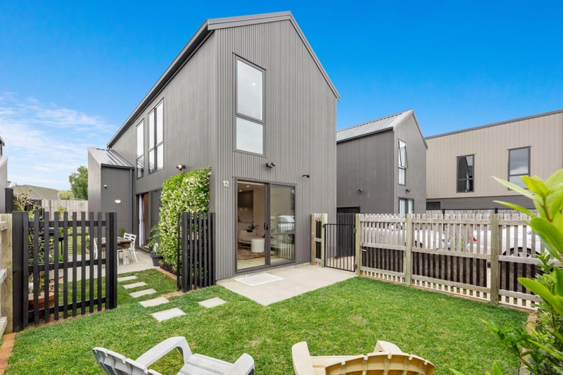 12 Otaimako Place, Mangere, Auckland - Carousel 2