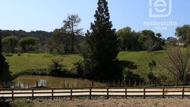 94 Mahoenui Valley Road, Albany - Carousel 1