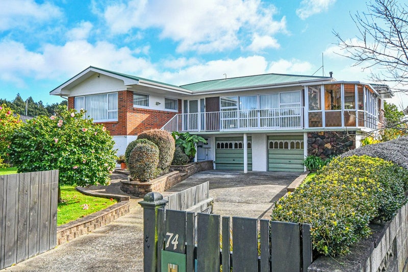 74 Grande Vue Road, Hillpark, Auckland - Carousel 1