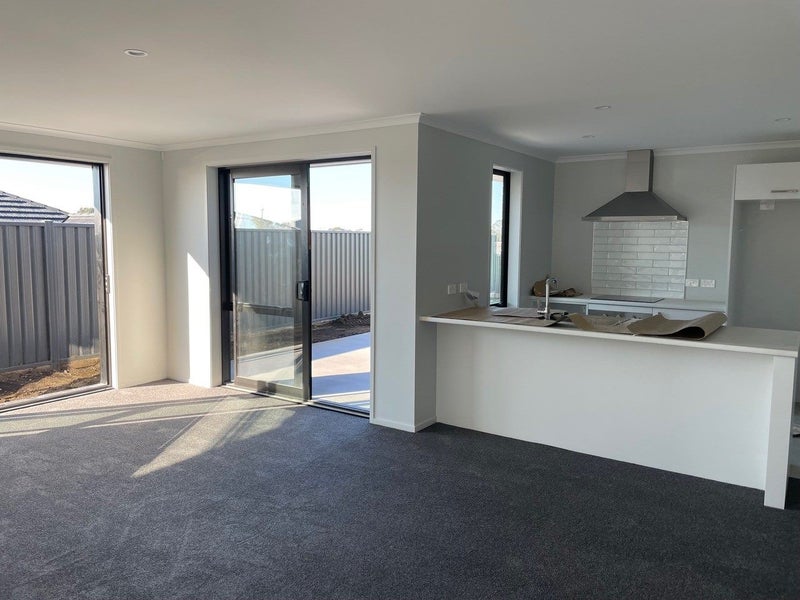 6 Lattay Lane, Pyes Pa, Tauranga - Carousel 2