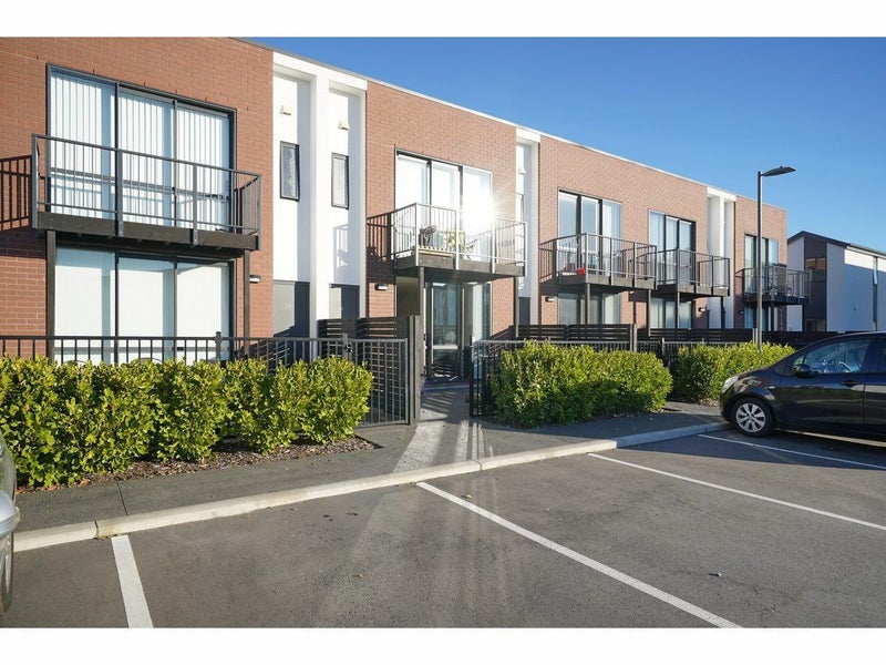 38/10 Buffon Street, Waltham, Christchurch - Carousel 1