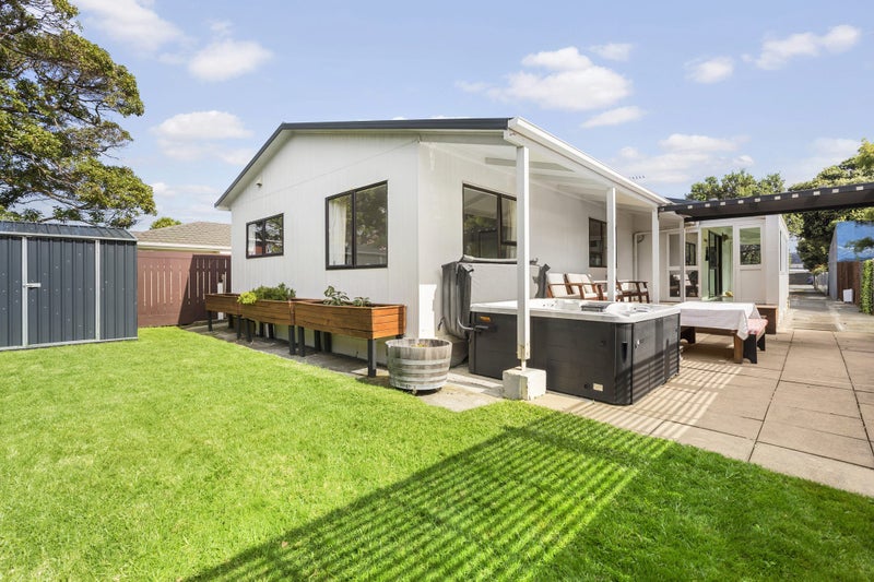 40A Aparima Avenue, Miramar, Wellington - Carousel 1