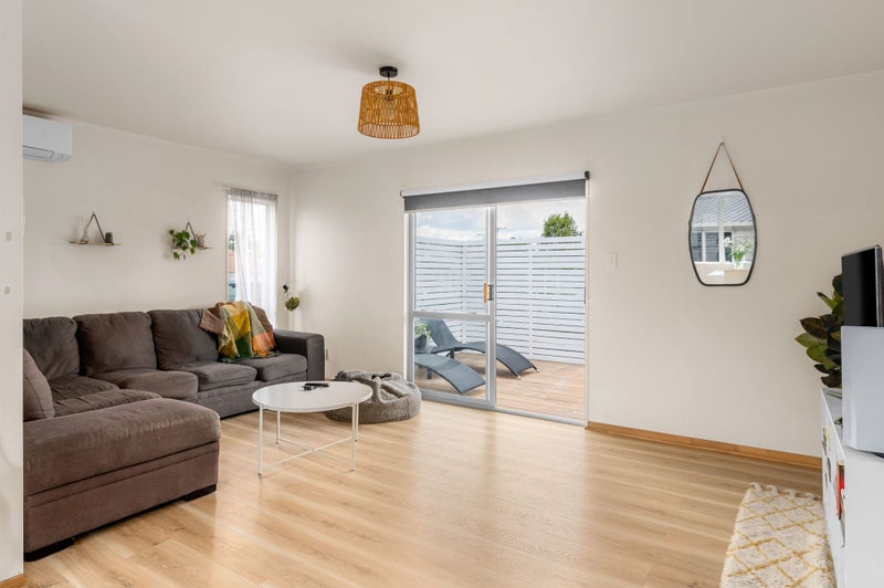 3 Bruton Place, Nawton, Hamilton - Carousel 2