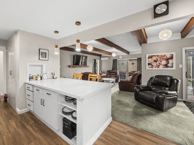 20 Queens Drive, Allenton, Ashburton - Carousel 35