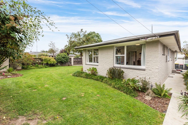 220 Grimseys Road, Redwood, Christchurch - Carousel 1