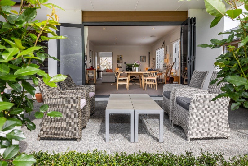 85 Russell Robertson Drive, Havelock North, Havelock North - Carousel 2