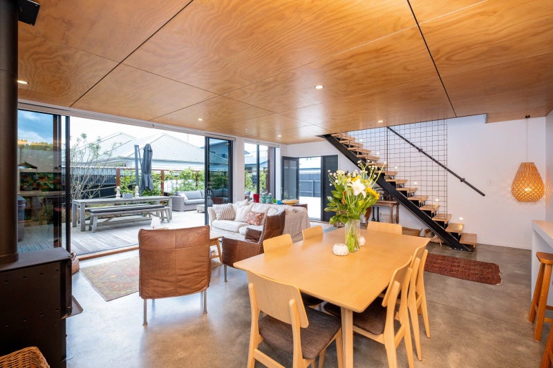 50 Charles Street, Westshore, Napier - Carousel 2