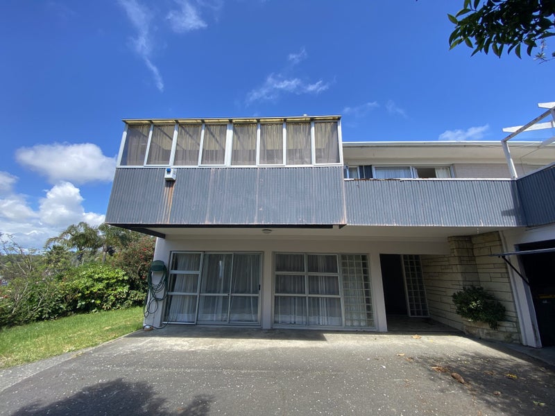 23 Jellicoe Road, Murrays Bay, Auckland - Carousel 2