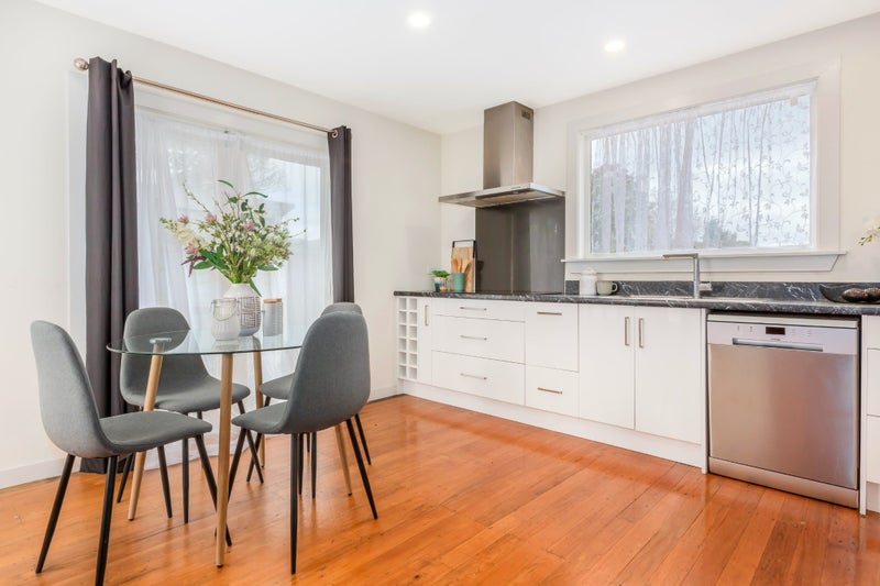 5 Mitchell Grove, Ranui, Porirua - Carousel 2