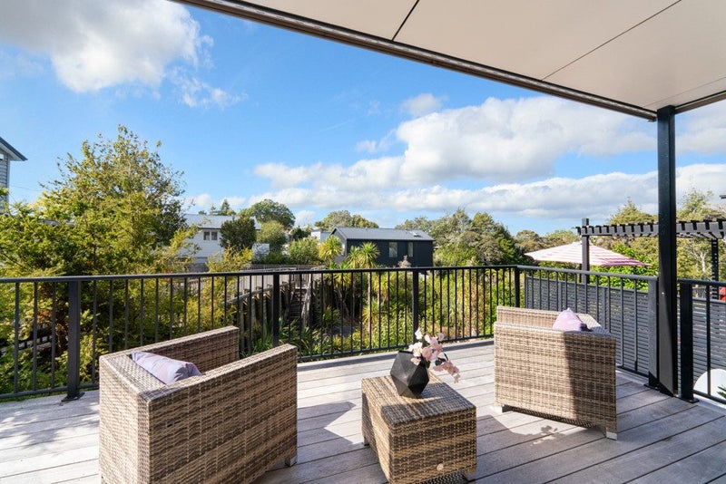 11/31 Verbena Road, Birkdale, Auckland - Carousel 2
