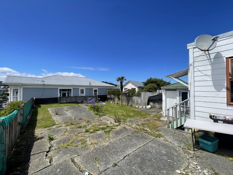 259 Adelaide Road, Newtown, Wellington - Carousel 16