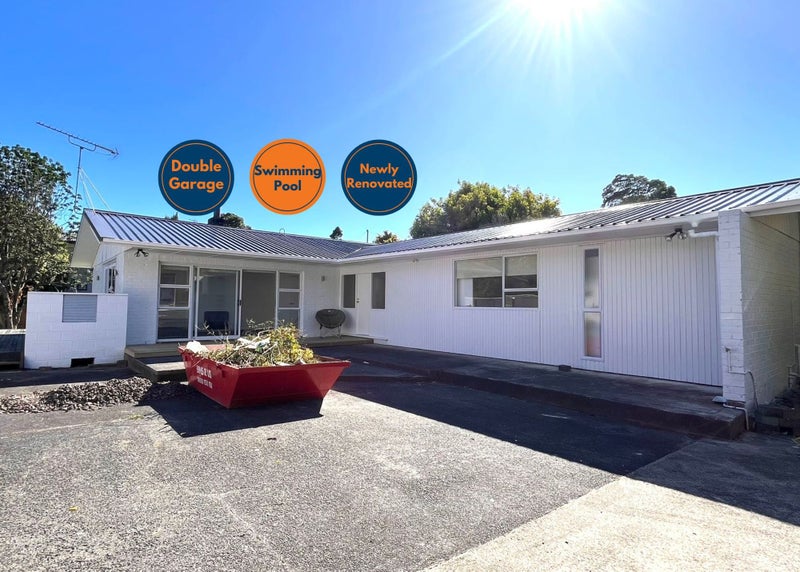 15 Glenroy Place, Green Bay, Auckland - Carousel 1