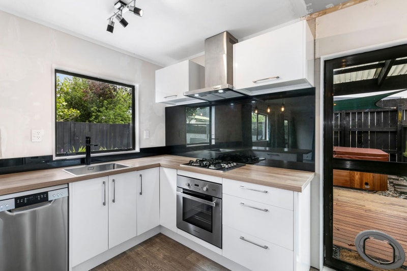 20B Mchardie Street, Trentham, Upper Hutt - Carousel 2