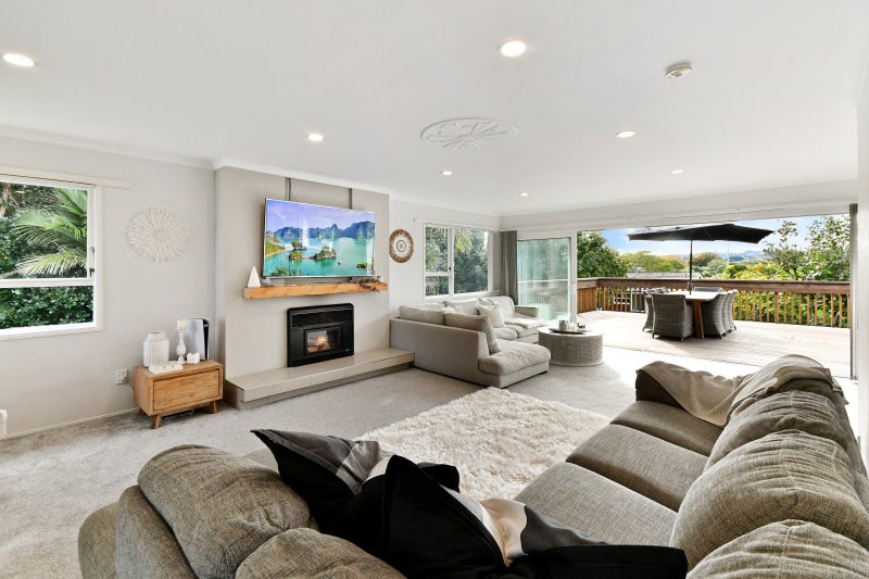 86 Hill Road, Hillpark, Auckland - Carousel 1