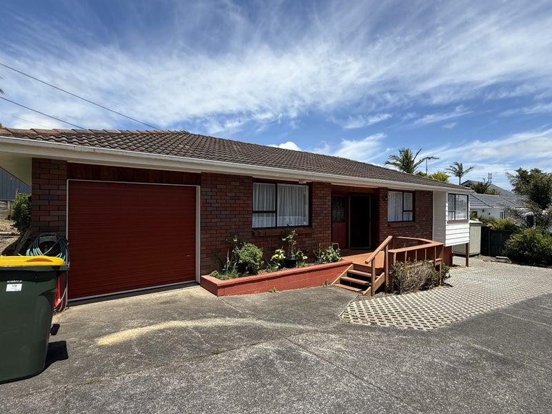 1/9 Opua Street, Belmont, Auckland - Carousel 2