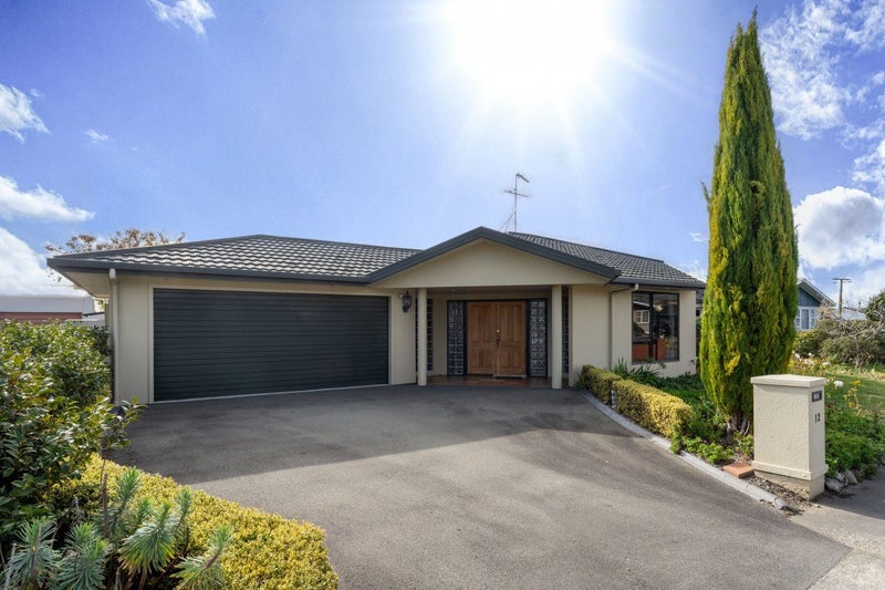 12 Karina Crescent, Redwoodtown, Blenheim - Carousel 1
