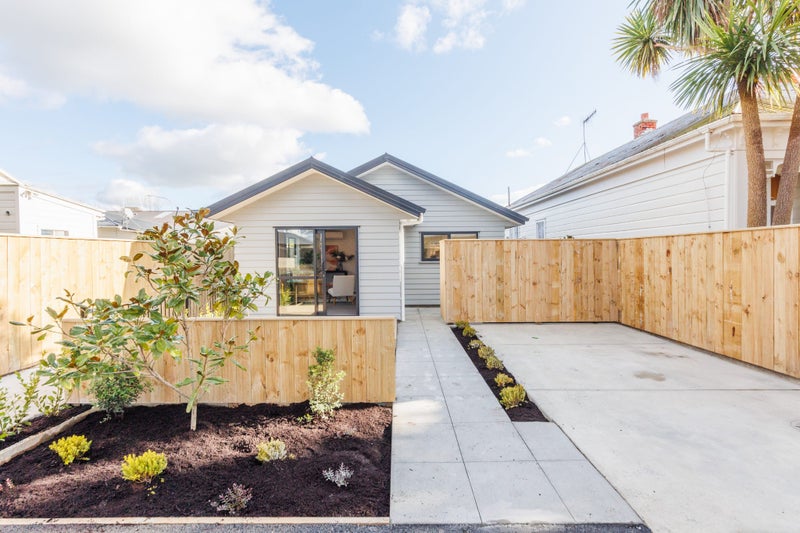 44 Ranfurly Street, Hokowhitu, Palmerston North - Carousel 1
