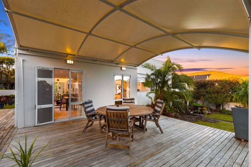 6 Javelin Place, West Harbour, Auckland - Carousel 2