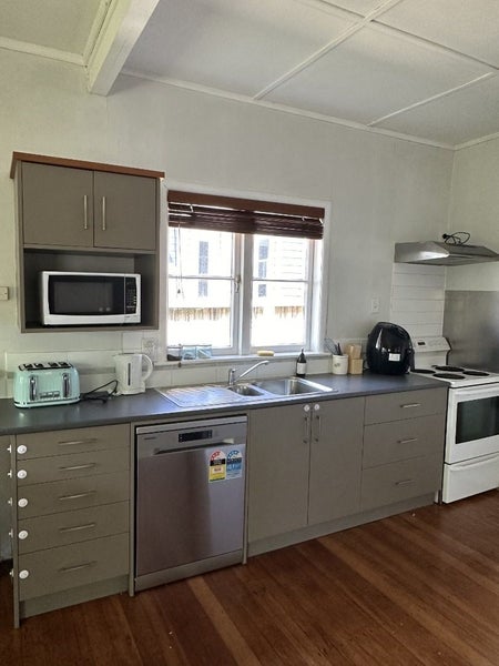 3 Olwyn Terrace, Dinsdale, Hamilton - Carousel 2