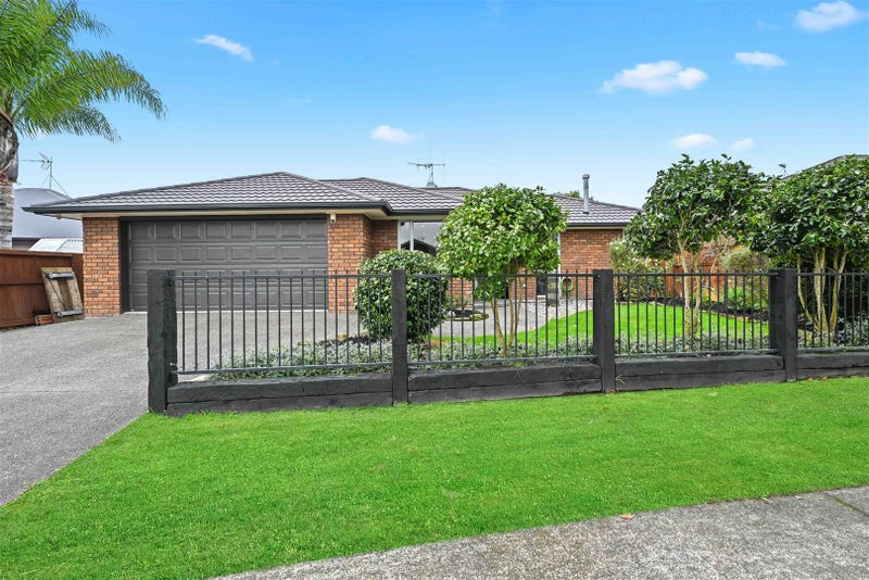 3 Milbrook Place, Chartwell, Hamilton - Carousel 2