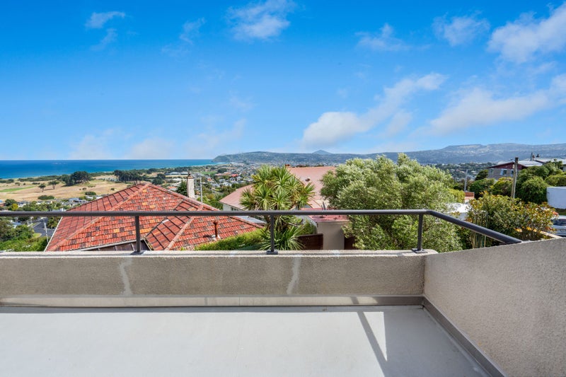 16 Hunt Street, Andersons Bay, Dunedin - Carousel 2