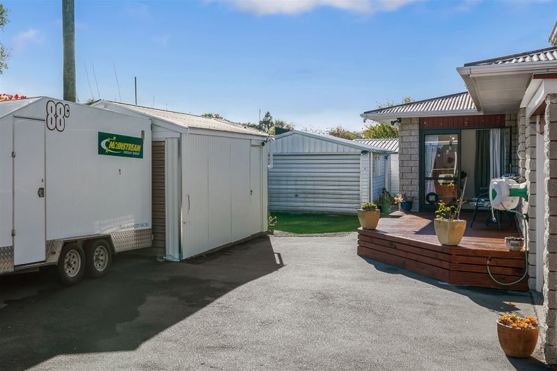 2/38 Brookside Terrace, Bryndwr, Christchurch - Carousel 2