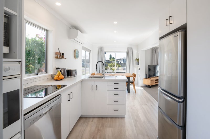 33 Heath Street, St Andrews, Hamilton - Carousel 2