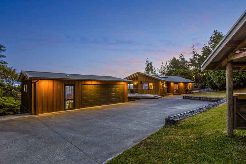 45 Pinetone Road, Kumeu - Carousel 21