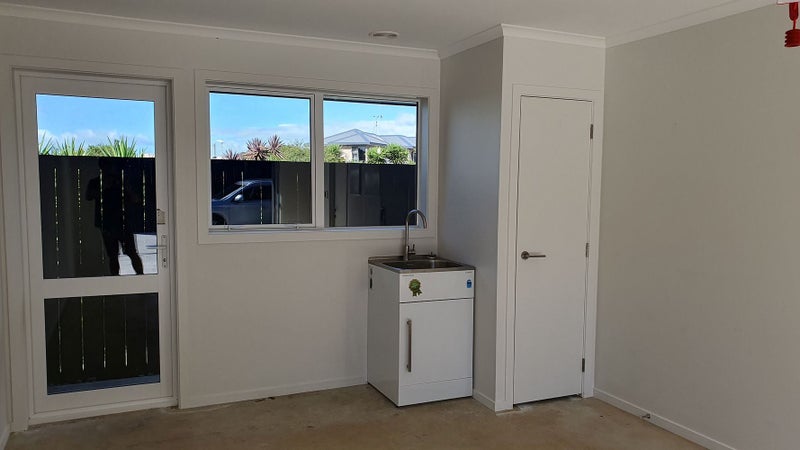 4/195 Newcastle Road, Nawton, Hamilton - Carousel 12