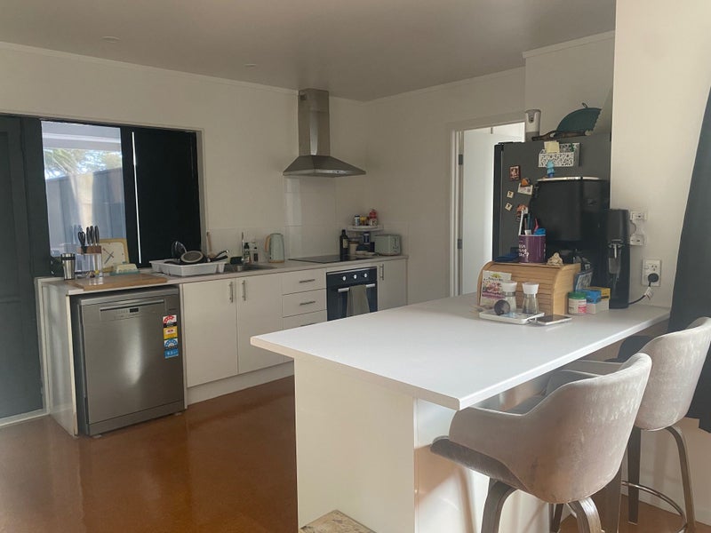 112 Second View Avenue, Beachlands, Auckland - Carousel 2
