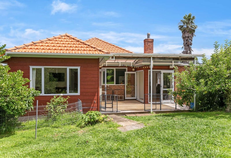 10 Ngaio Street, Orakei, Auckland - Carousel 2