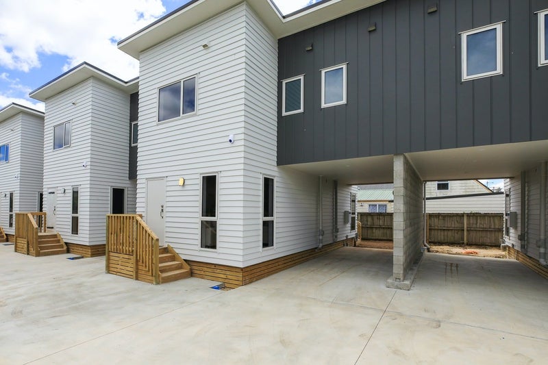 1/47 York Street, Hamilton East, Hamilton - Carousel 2