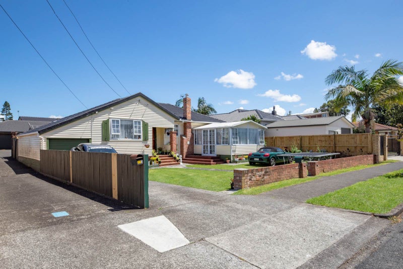 17A Landscape Road, Papatoetoe, Auckland - Carousel 2
