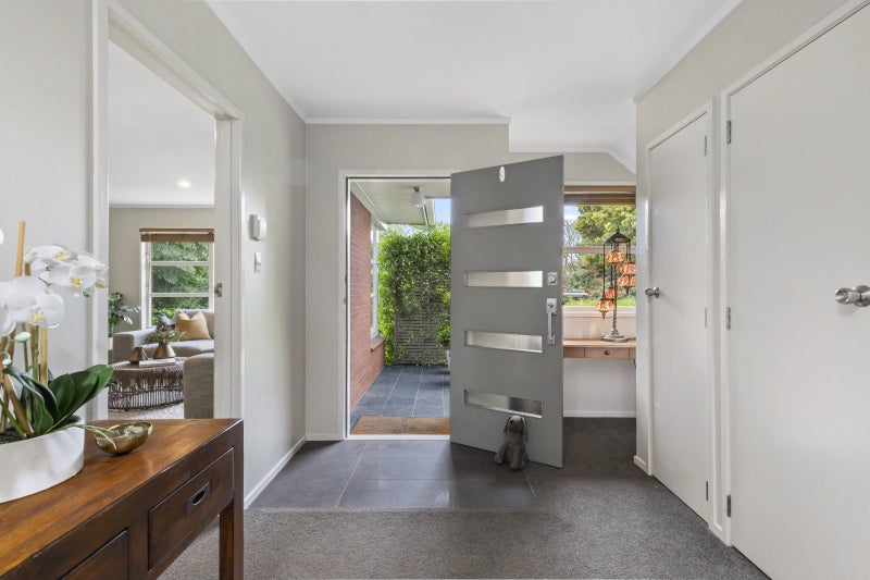 4 Coulthard Terrace, Opaheke, Papakura - Carousel 2