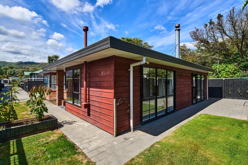 33A Collingwood Street, Waterloo, Lower Hutt - Carousel 2