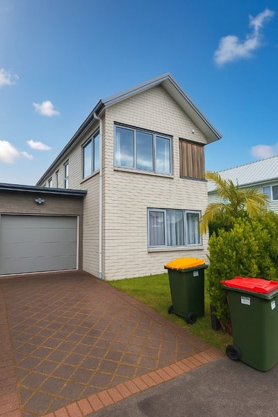 19 Tihema Lane, Westgate, Auckland - Carousel 2